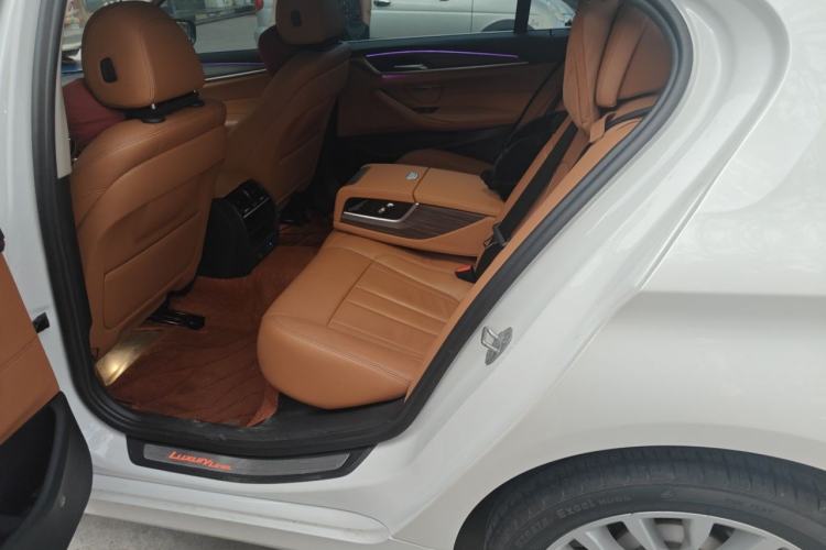 Used BMW 5 Series 2018 Revised Version 530Li Leading Edition Luxury Package Left Rear Seat