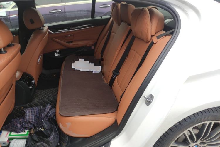 Used BMW 5 Series 2018 Restyled 530Li Leading Edition M Sport Package Left Rear Seat