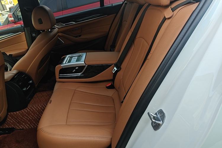 Used BMW 5 Series 2018 Facelifted 530Li Luxury Edition Premium Package Left Rear Seat