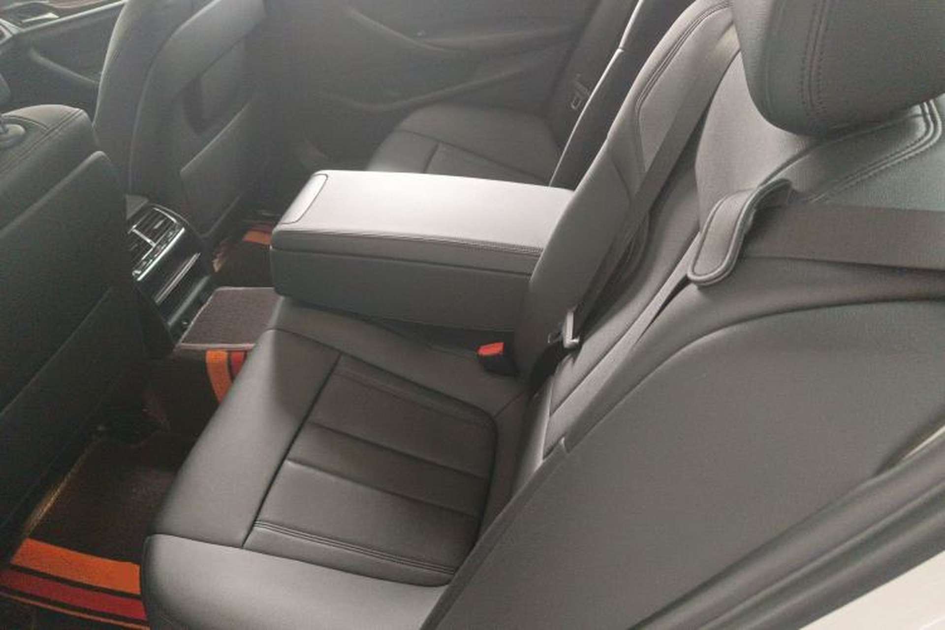 Used BMW 5 Series 2018 525Li Luxury Package Left Rear Seat