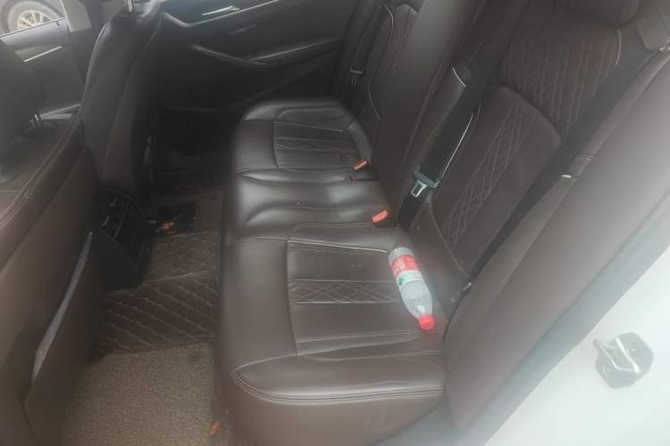 Used BMW 5 Series 2018 530Li Leading Edition Luxury Package Left Rear Seat
