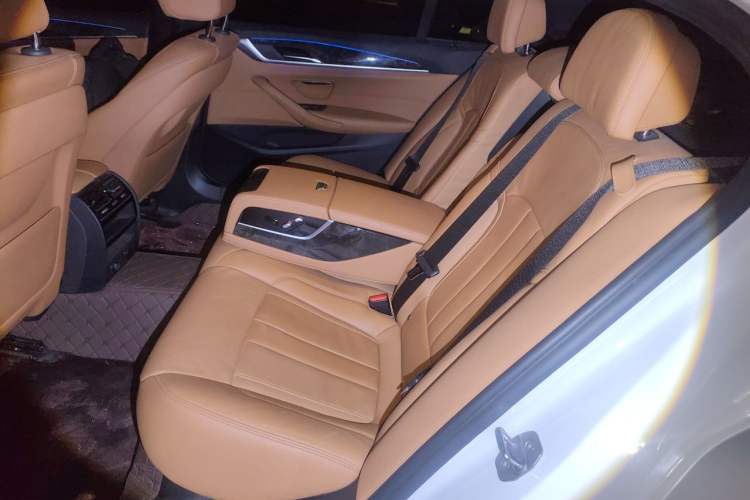 Used BMW 5 Series 2018 530Li xDrive M Sport Package Left Rear Seat