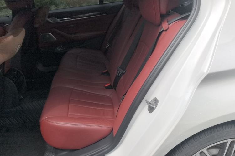 Used BMW 5 Series 2018 Restyled 530Li Leading Edition M Sport Package Left Rear Seat