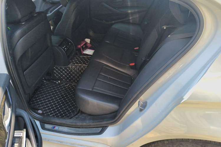 Used BMW 5 Series 2018 525Li M Sport Package Left Rear Seat