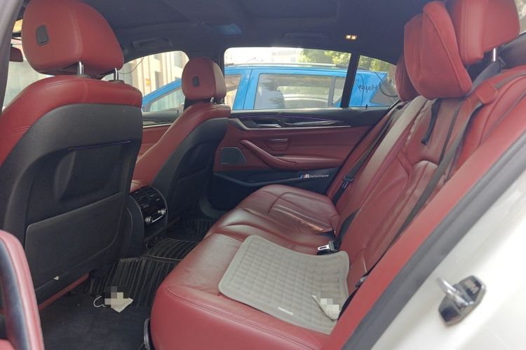 Used BMW 5 Series 2018 530Li Luxury Edition M Sport Package Left Rear Seat