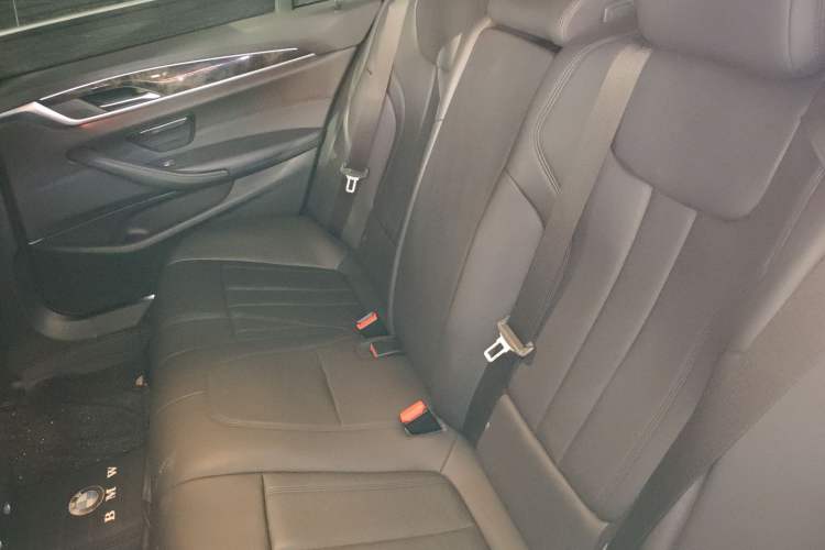 Used BMW 5 Series 2018 525Li M Sport Package Left Rear Seat