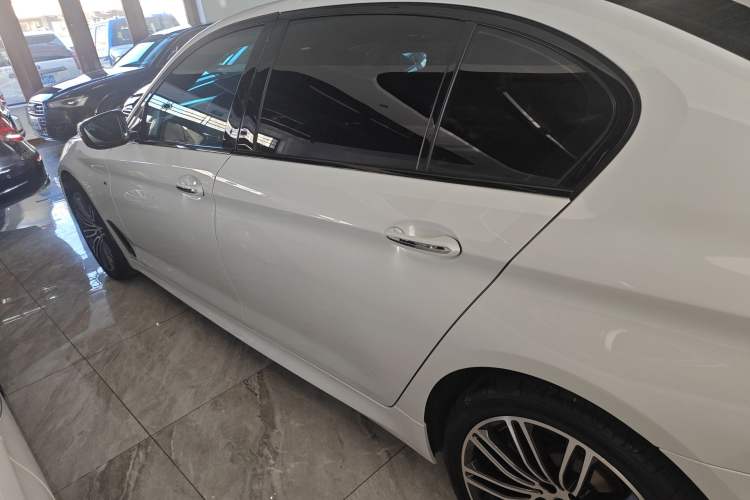 Used BMW 5 Series 2018 Facelifted 530Li xDrive M Sport Package Left Side