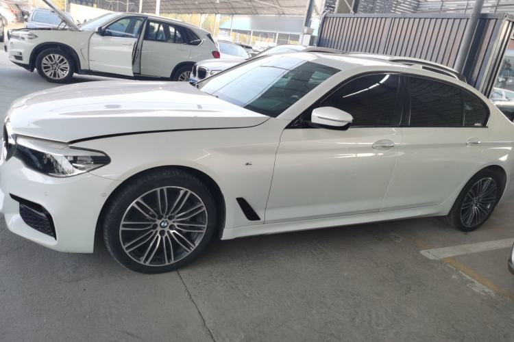Used BMW 5 Series 2018 Facelifted 530Li xDrive M Sport Package Left Side