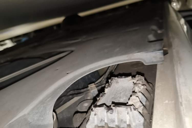 Used BMW 5 Series 2018 Restyled 530Li Leading Edition M Sport Package Left Side Sill