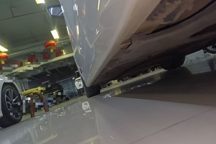 Used BMW 5 Series 2018 528Li Launch Special Edition Left Side Sill