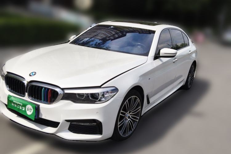 Używany BMW 5 Series 2018 530Li Leading Model M Sport Package Guazi used car, China used car export, Used car for sale, Used cars, Cheapest cars for sale