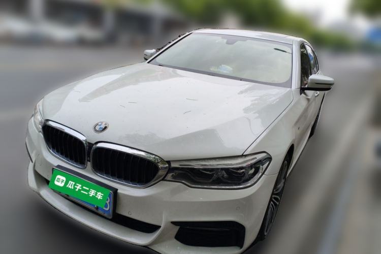 Used BMW 5 Series 2018 530Li Luxury Edition M Sport Package Guazi used car, China used car export, Used car for sale, Used cars, Cheapest cars for sale