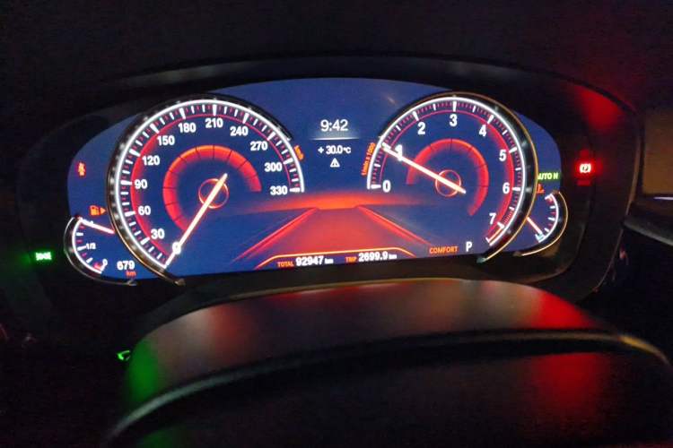 Used BMW 5 Series 2018 525Li M Sport Package Odometer Close Up