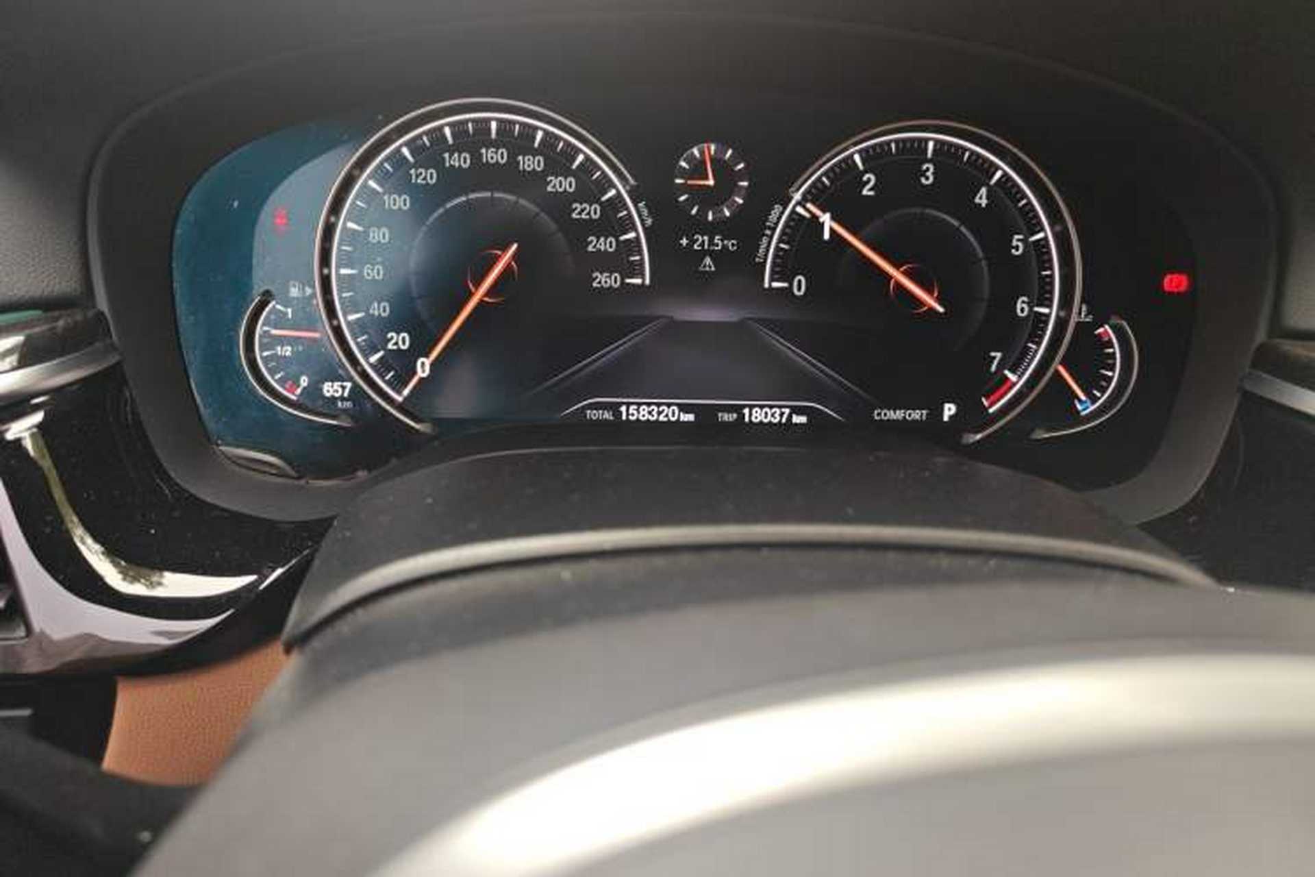 Used BMW 5 Series 2018 Restyled 530Li Leading Edition M Sport Package Odometer Close Up