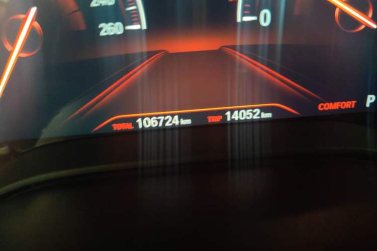 Used BMW 5 Series 2018 525Li Luxury Package Odometer Close Up