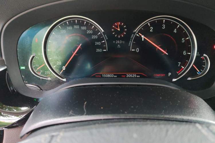 Used BMW 5 Series 2018 Revised Version 530Li Leading Edition Luxury Package Odometer Close Up
