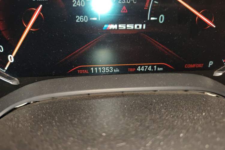 Used BMW 5 Series 2018 530Li Leading Model M Sport Package Odometer Close Up