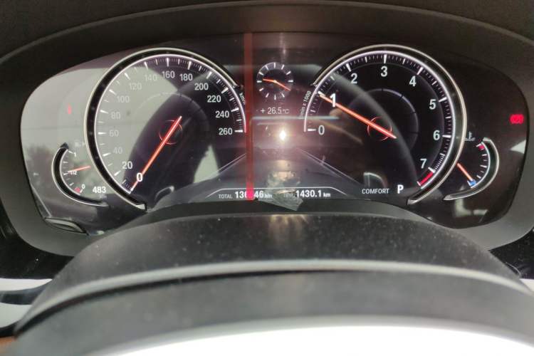 Used BMW 5 Series 2018 Restyled 530Li Leading Edition M Sport Package Odometer Close Up