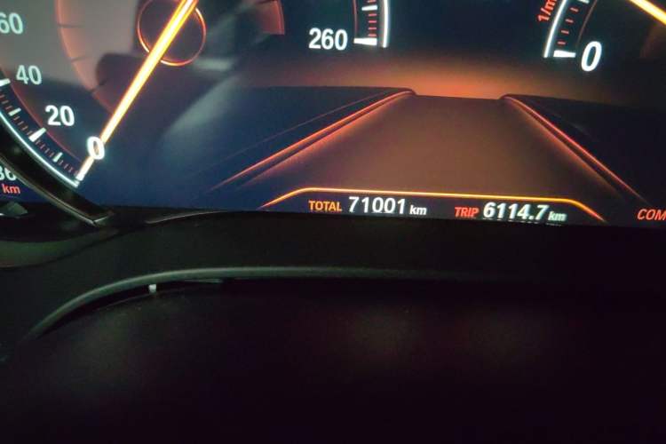 Used BMW 5 Series 2018 525Li M Sport Package Odometer Close Up