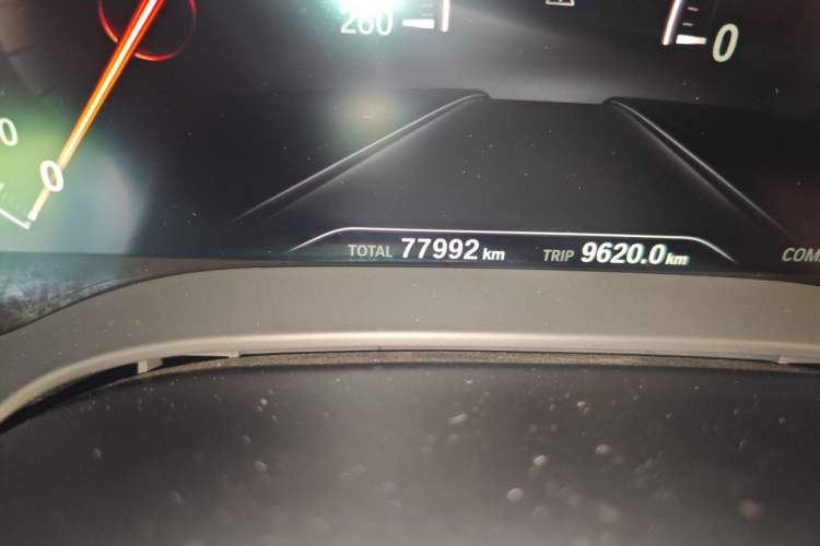 Used BMW 5 Series 2018 Facelifted 530Li xDrive M Sport Package Odometer Close Up