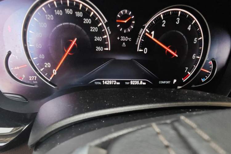 Used BMW 5 Series 2018 Revised Version 530Li Leading Edition Luxury Package Odometer Close Up