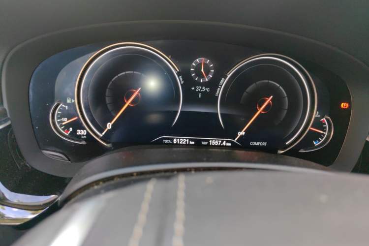 Used BMW 5 Series 2018 Revised Version 530Li Leading Edition Luxury Package Odometer Close Up