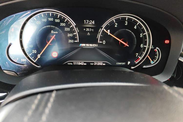 Used BMW 5 Series 2018 Restyled 530Li Leading Edition M Sport Package Odometer Close Up