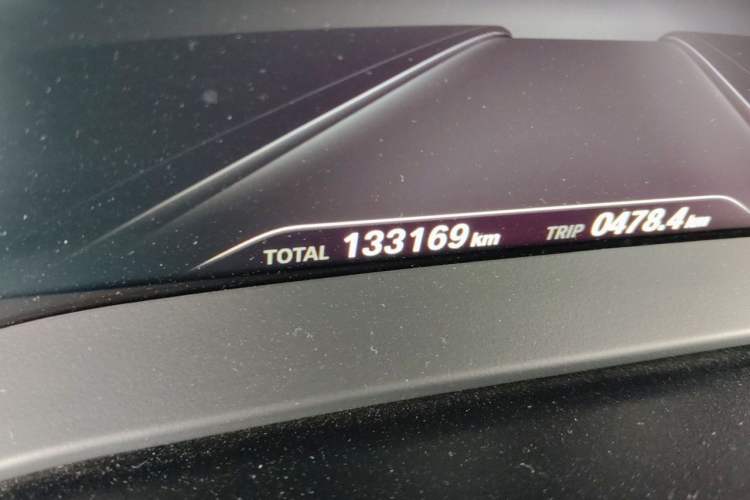 Used BMW 5 Series 2018 Revised Version 530Li Leading Edition Luxury Package Odometer Close Up