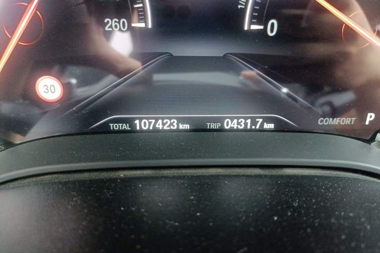 Used BMW 5 Series 2018 Revised 540Li Executive Edition Odometer Close Up