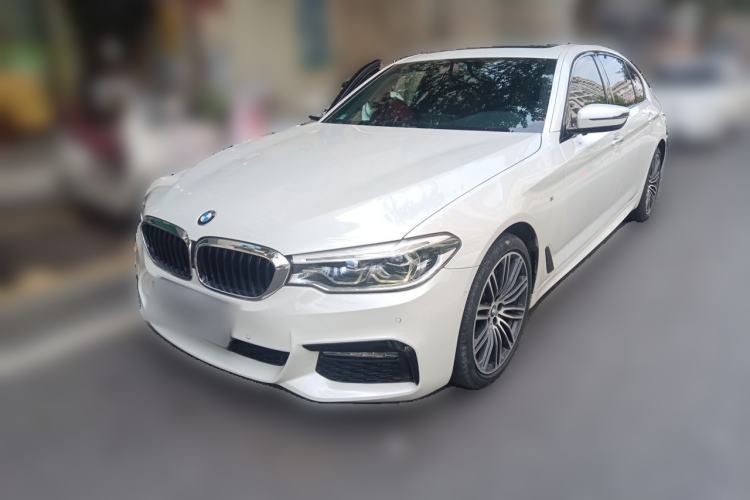 Used BMW 5 Series 2018 530Li Leading Model M Sport Package Guazi used car, China used car export, Used car for sale, Used cars, Cheapest cars for sale