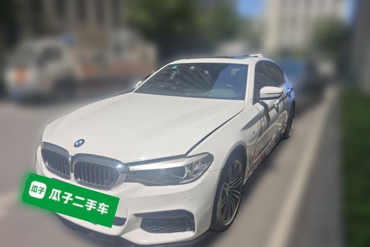 Used BMW 5 Series 2018 530Li Leading Model M Sport Package Guazi used car, China used car export, Used car for sale, Used cars, Cheapest cars for sale