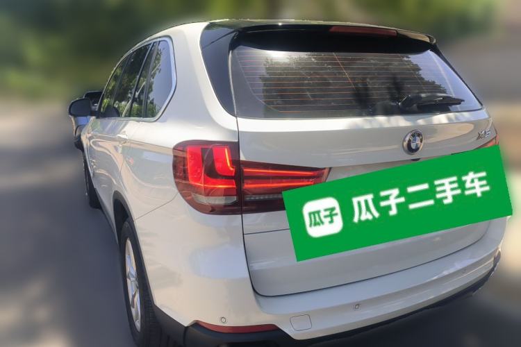 Used BMW 5 Series  Rear Left 45 Deg