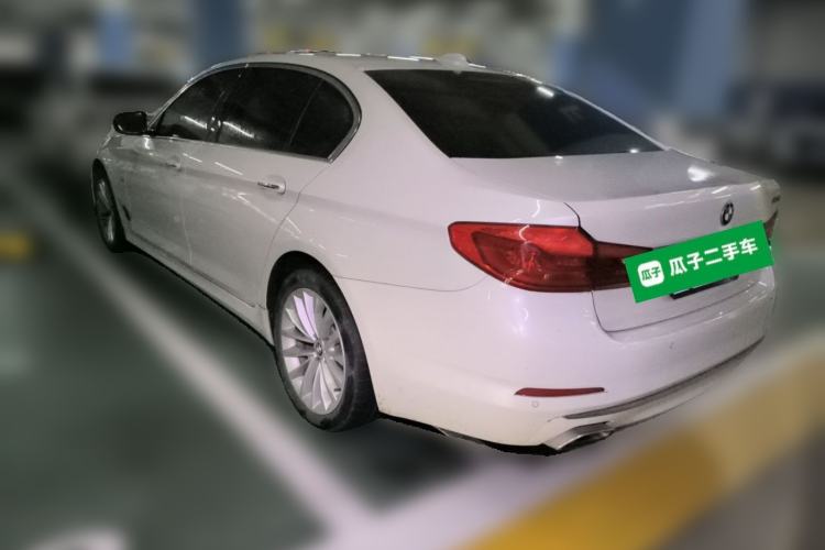 Used BMW 5 Series 2018 525Li Luxury Package Rear Left 45 Deg
