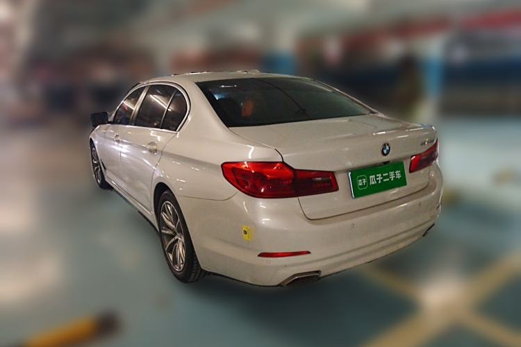 Used BMW 5 Series 2018 528Li Launch Special Edition Rear Left 45 Deg
