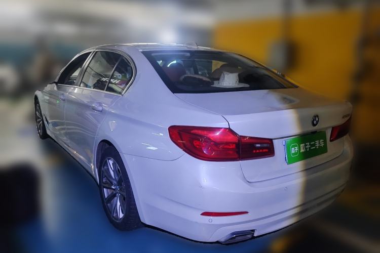 Used BMW 5 Series 2018 528Li Launch Special Edition Rear Left 45 Deg