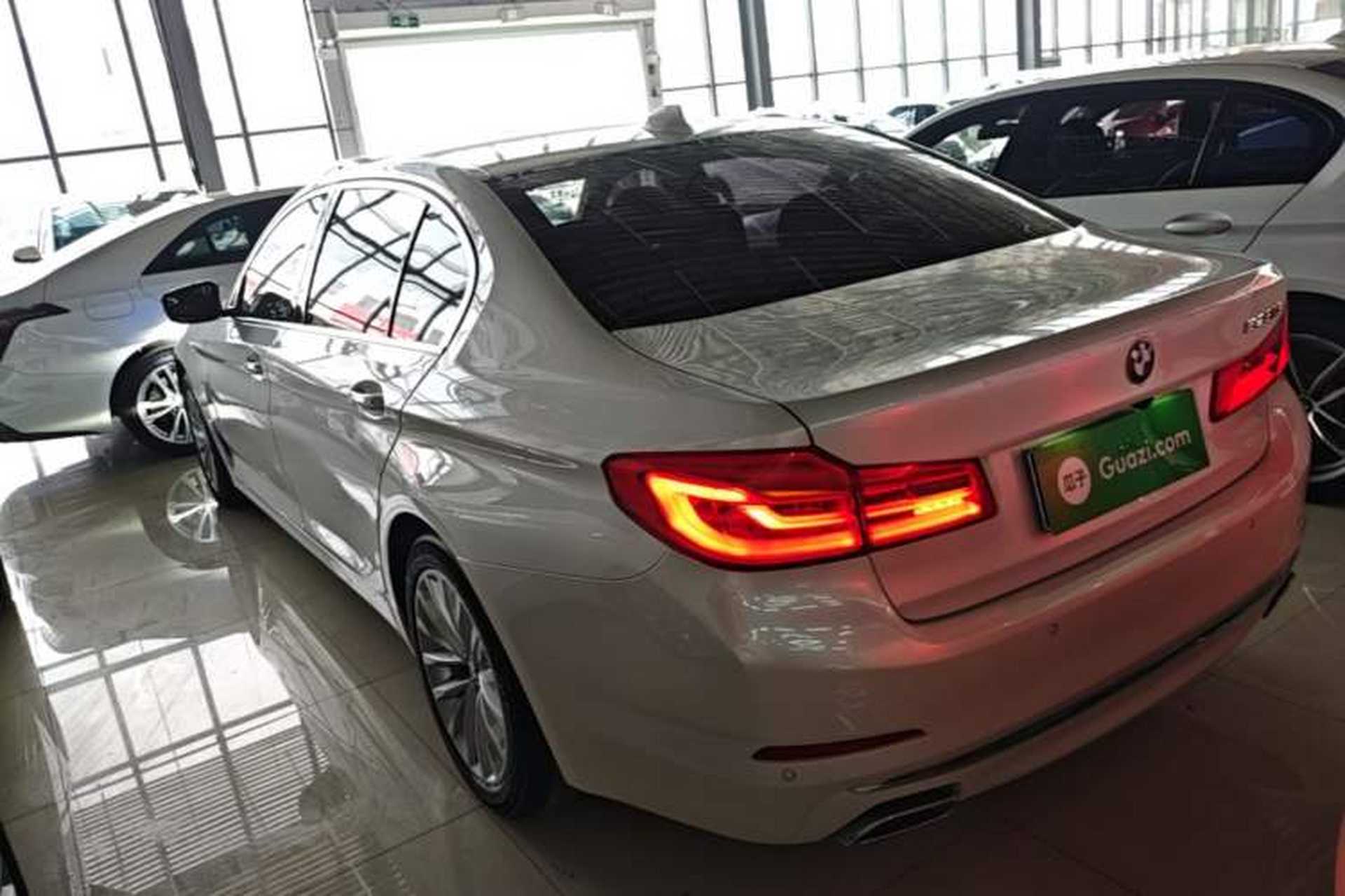 Used BMW 5 Series 2018 525Li Luxury Package Rear Left 45 Deg