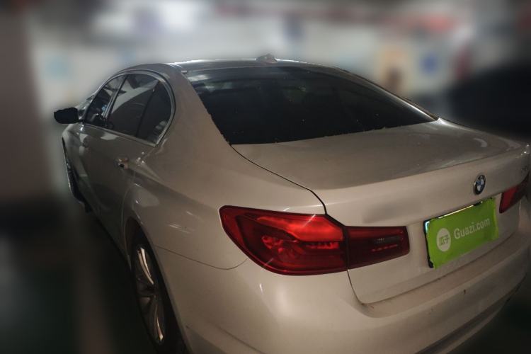 Used BMW 5 Series 2018 525Li Luxury Package Rear Left 45 Deg