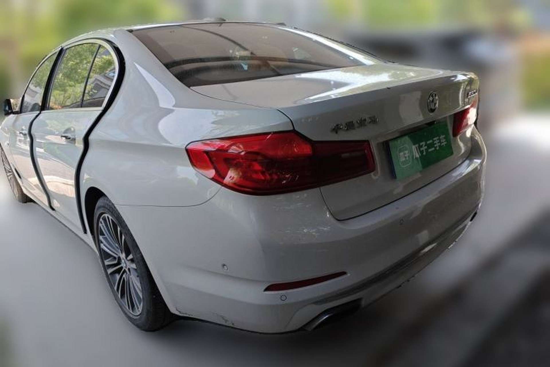 Used BMW 5 Series 2018 Facelifted 530Li Luxury Edition Premium Package Rear Left 45 Deg