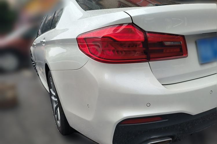 Used BMW 5 Series 2018 525Li Luxury Package Rear Left 45 Deg