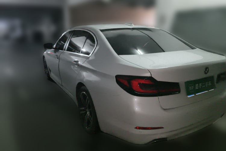 Used BMW 5 Series 2018 528Li Launch Special Edition Rear Left 45 Deg