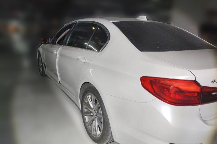 Used BMW 5 Series 2018 528Li Launch Special Edition Rear Left 45 Deg