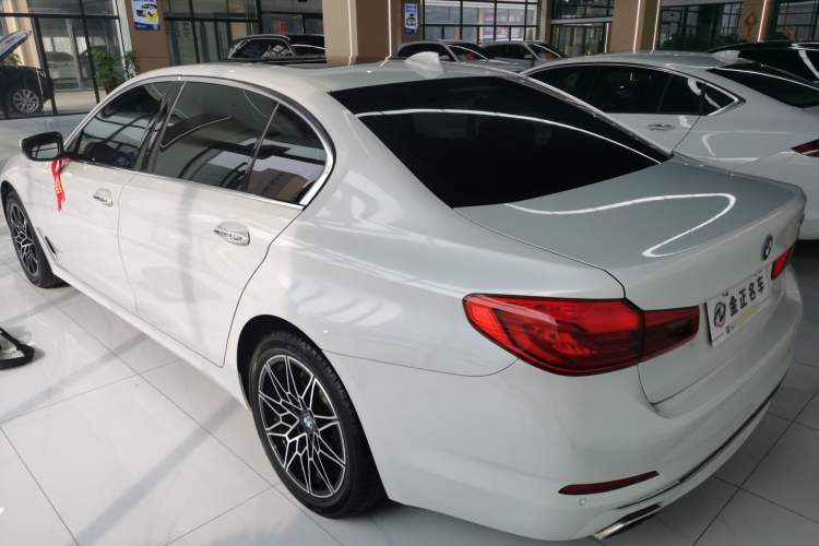 Used BMW 5 Series 2018 Revised Version 530Li Leading Edition Luxury Package Rear Left 45 Deg