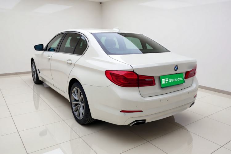 Used BMW 5 Series 2018 528Li Launch Special Edition Rear Left 45 Deg