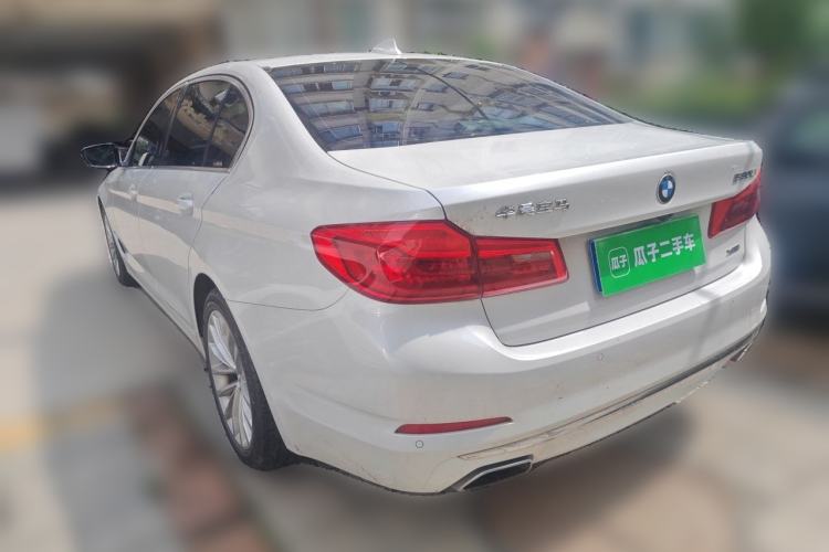 Used BMW 5 Series 2018 Facelifted 530Li xDrive Luxury Package Rear Left 45 Deg