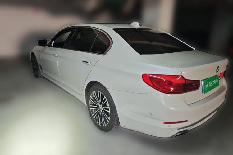 Used BMW 5 Series 2018 Facelifted 530Li Luxury Edition Premium Package Rear Left 45 Deg