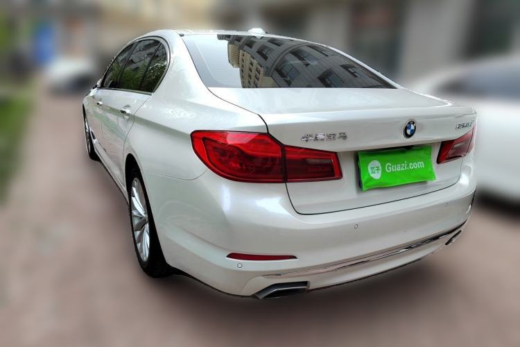 Used BMW 5 Series 2018 525Li Luxury Package Rear Left 45 Deg