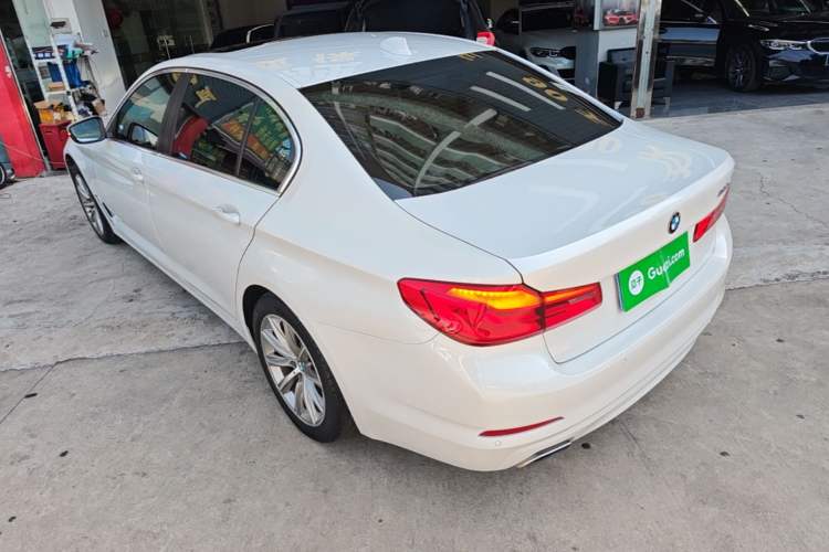 Used BMW 5 Series 2018 528Li Launch Special Edition Rear Left 45 Deg