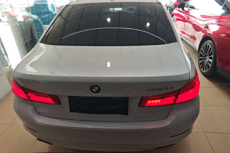 Used BMW 5 Series 2018 528Li Launch Special Edition Rear