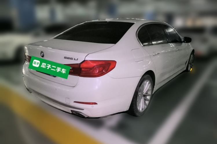 Used BMW 5 Series 2018 525Li Luxury Package Rear Right 45 Deg