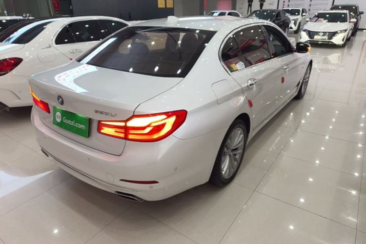 Used BMW 5 Series 2018 525Li Luxury Package Rear Right 45 Deg